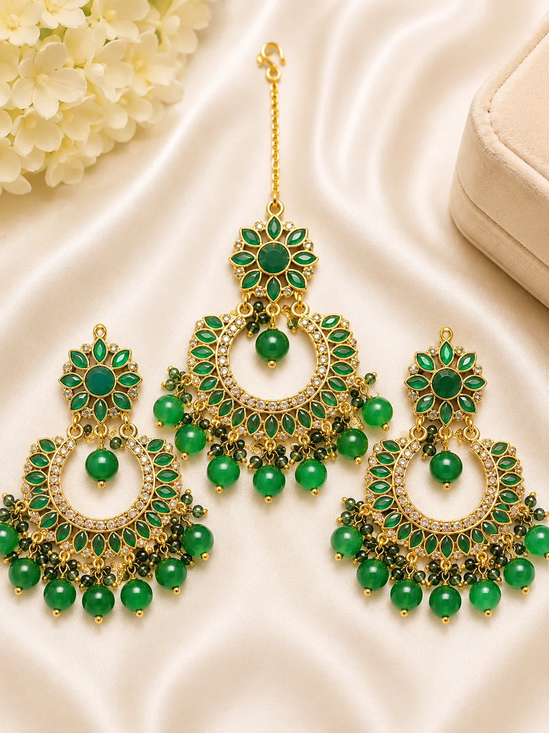 Emerald Green Kundan Chandbali Earrings & Maang Tikka 3 Piece Set