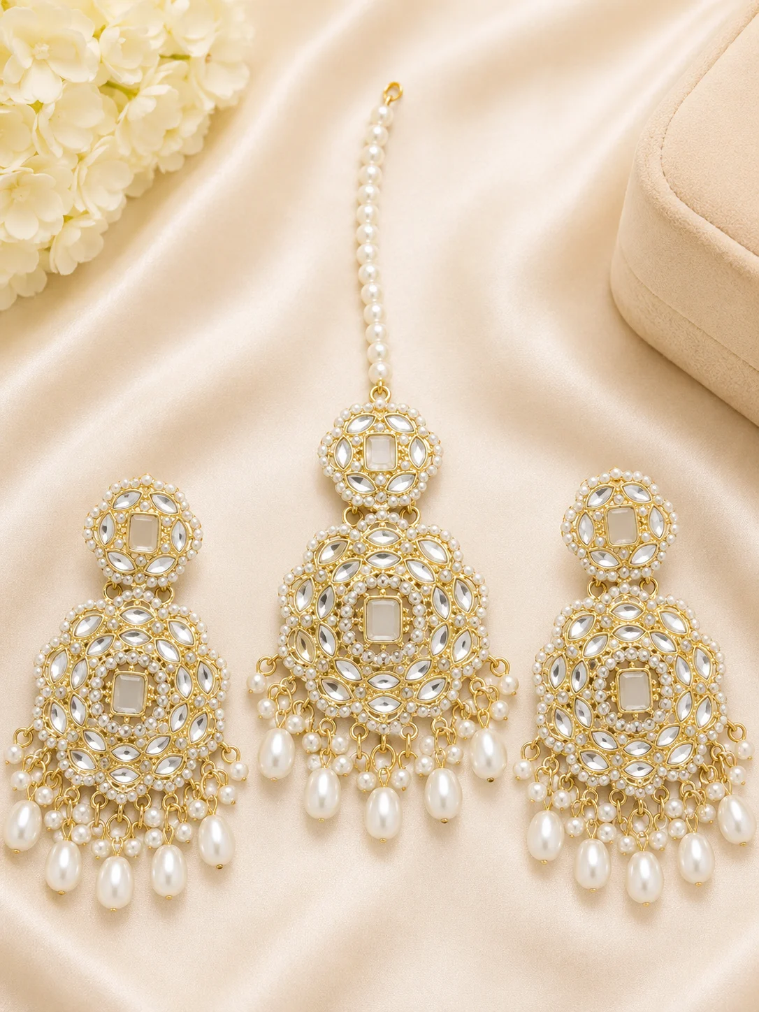 Luxury Kundan Pearl & Green Bead Maang Tikka 3 Piece Earring Sets