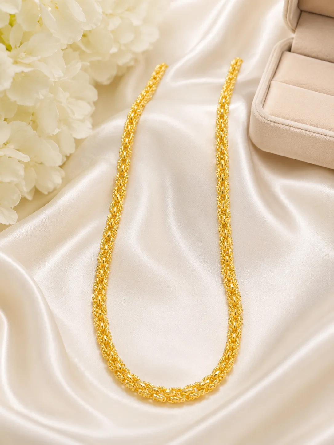Ladies Golden Fancy Chain Necklace