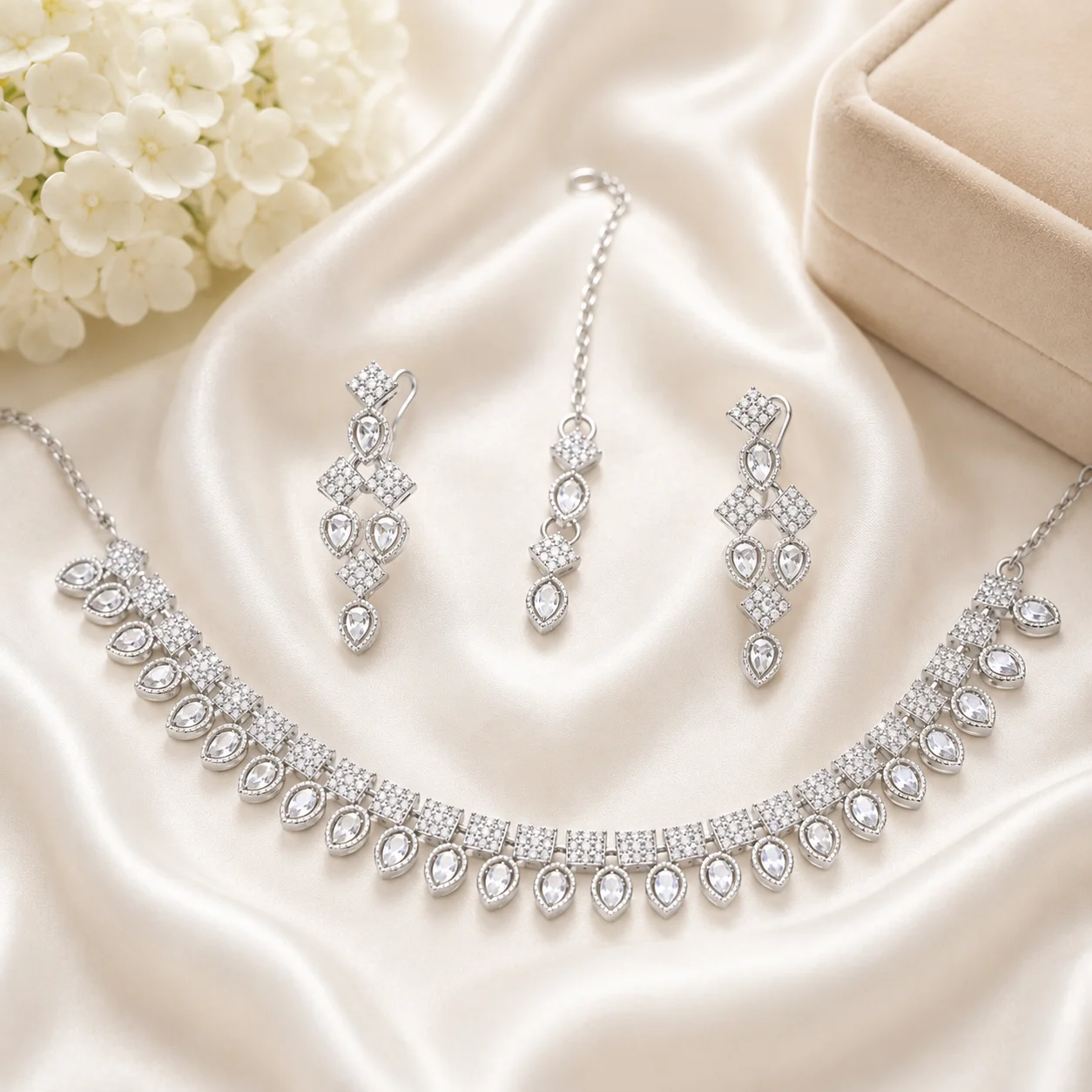 Luxury Gold & Silver Crystal Necklace Set Combo with Matching Earrings & Maang Tikka