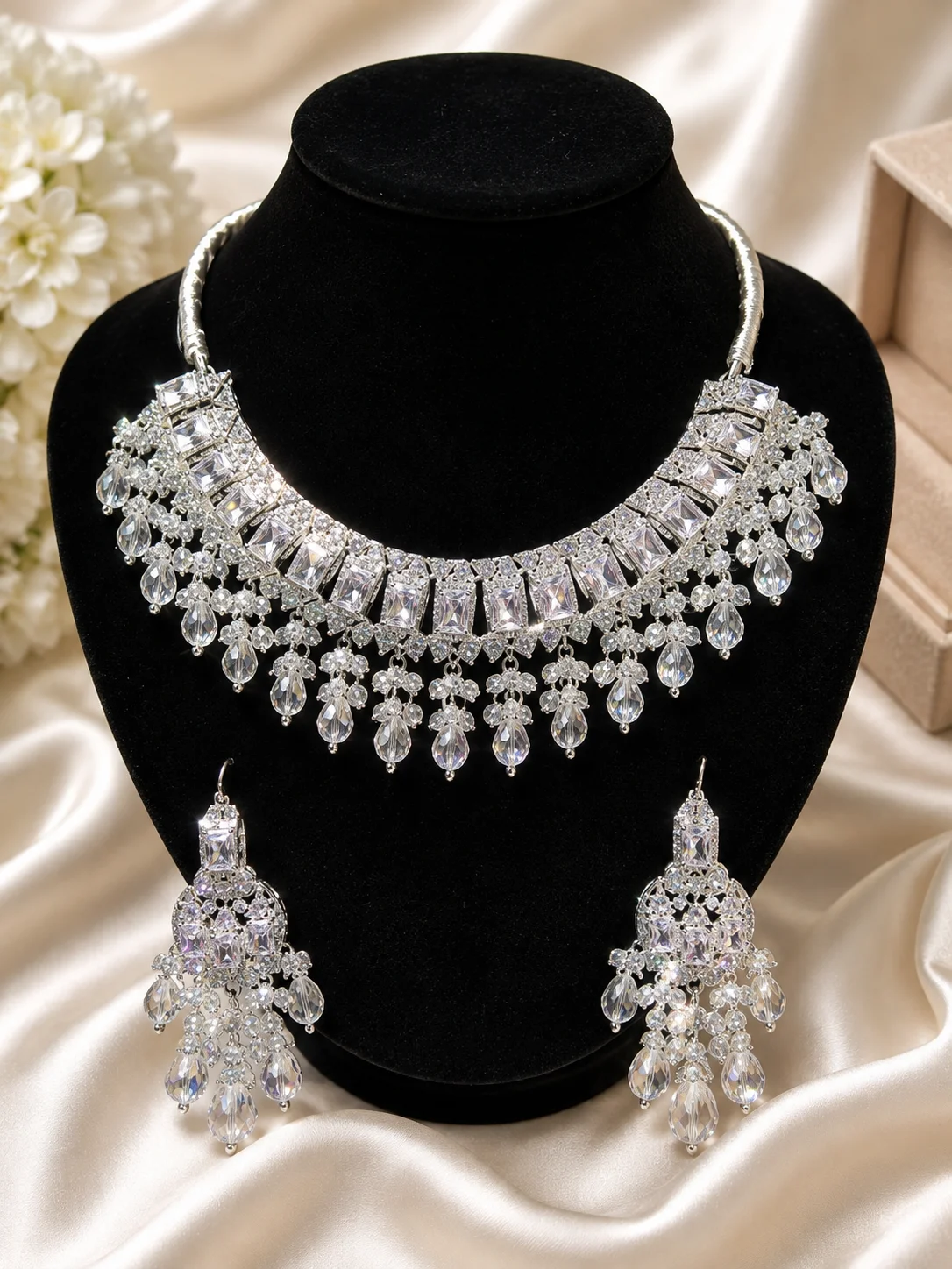 Luxury Crystal Bridal NECKLACE Set with Jhumka Earrings & Maang Tikka