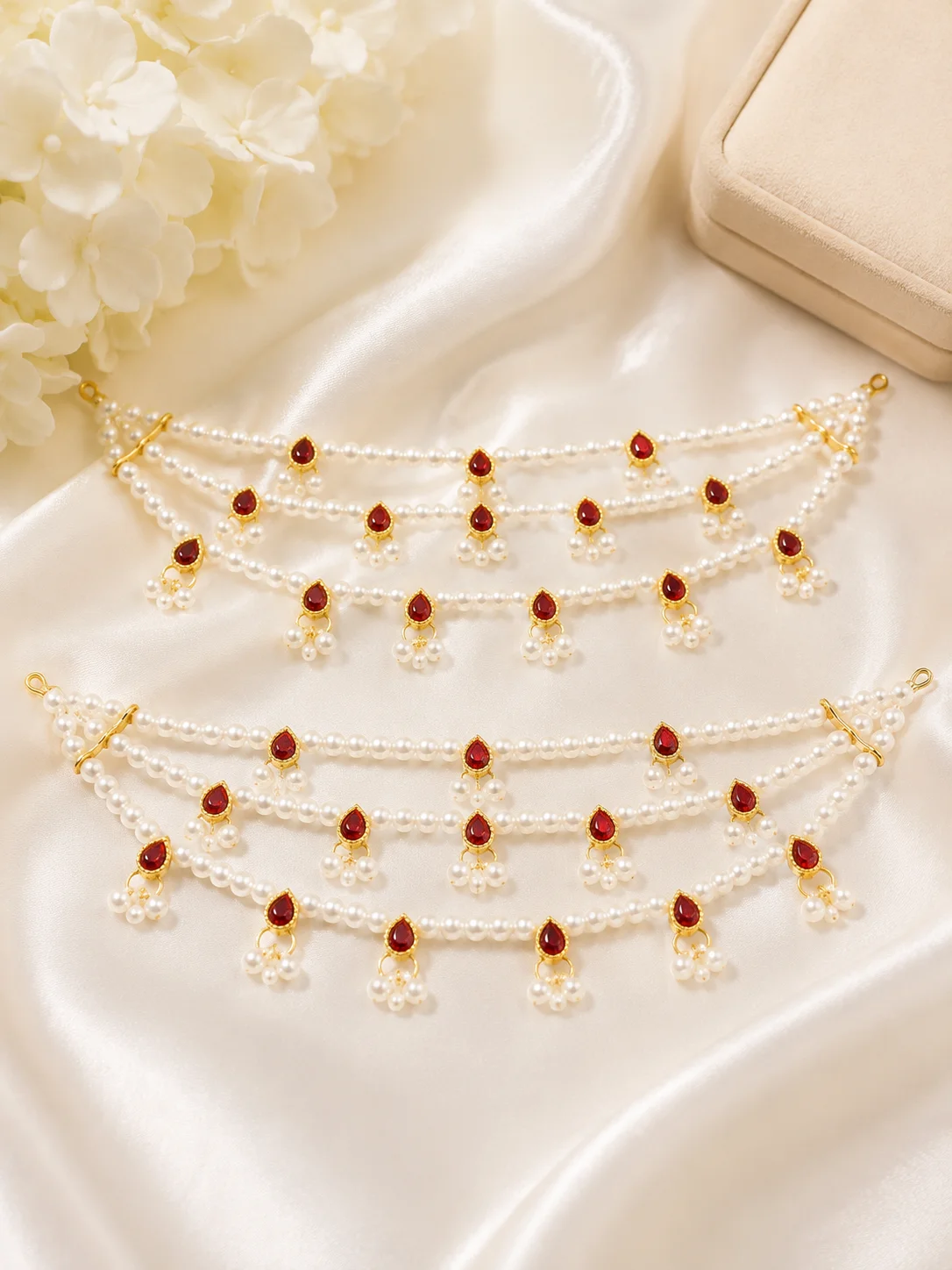 | Triple Layer Pearl Hair Garland