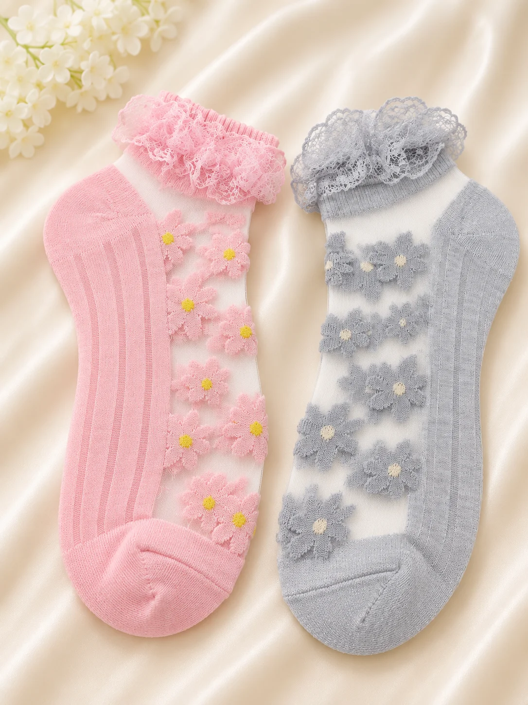 2 Pairs Women's 3D Floral Mesh Ankle Socks | Elegant Lace Transparent Socks