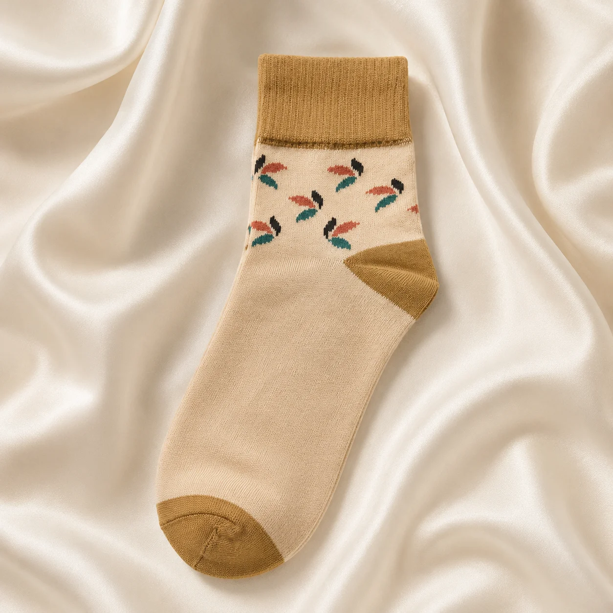 Elegant Beige Embroidered Floral Mesh Women's Ankle Socks